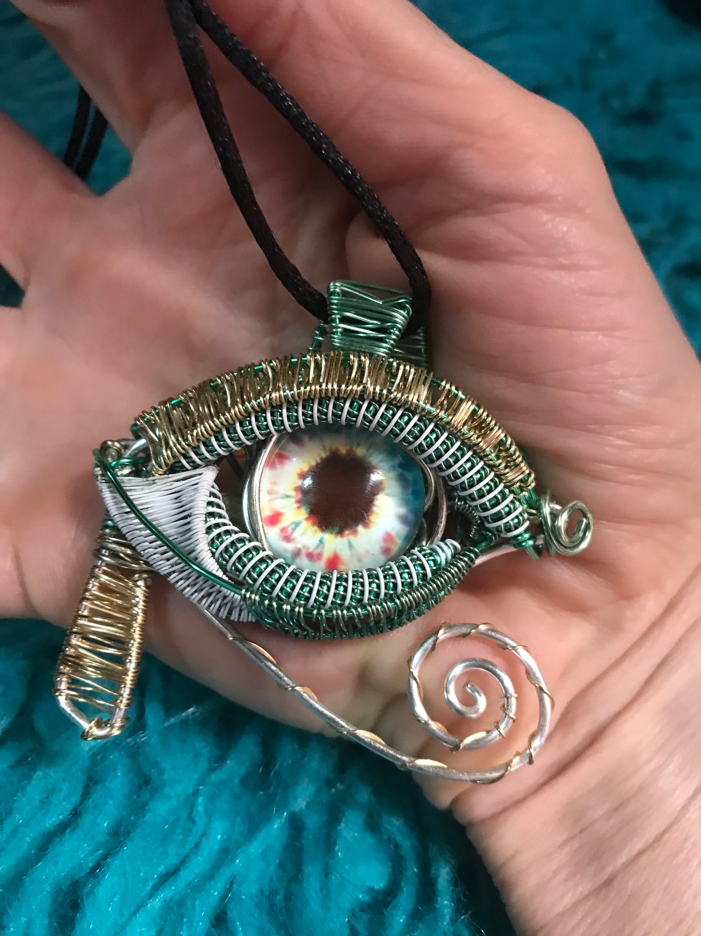 All seeing eye necklace