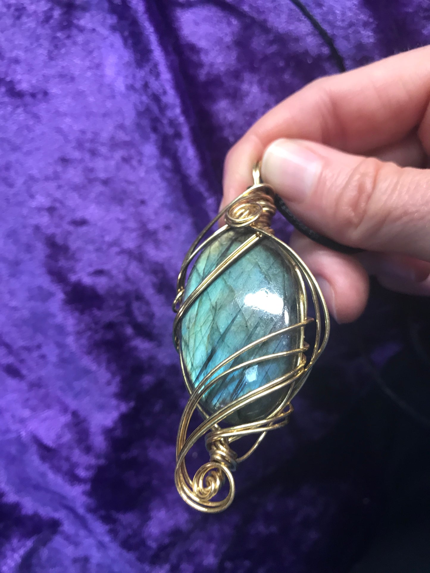 Intuition labradorite pendant