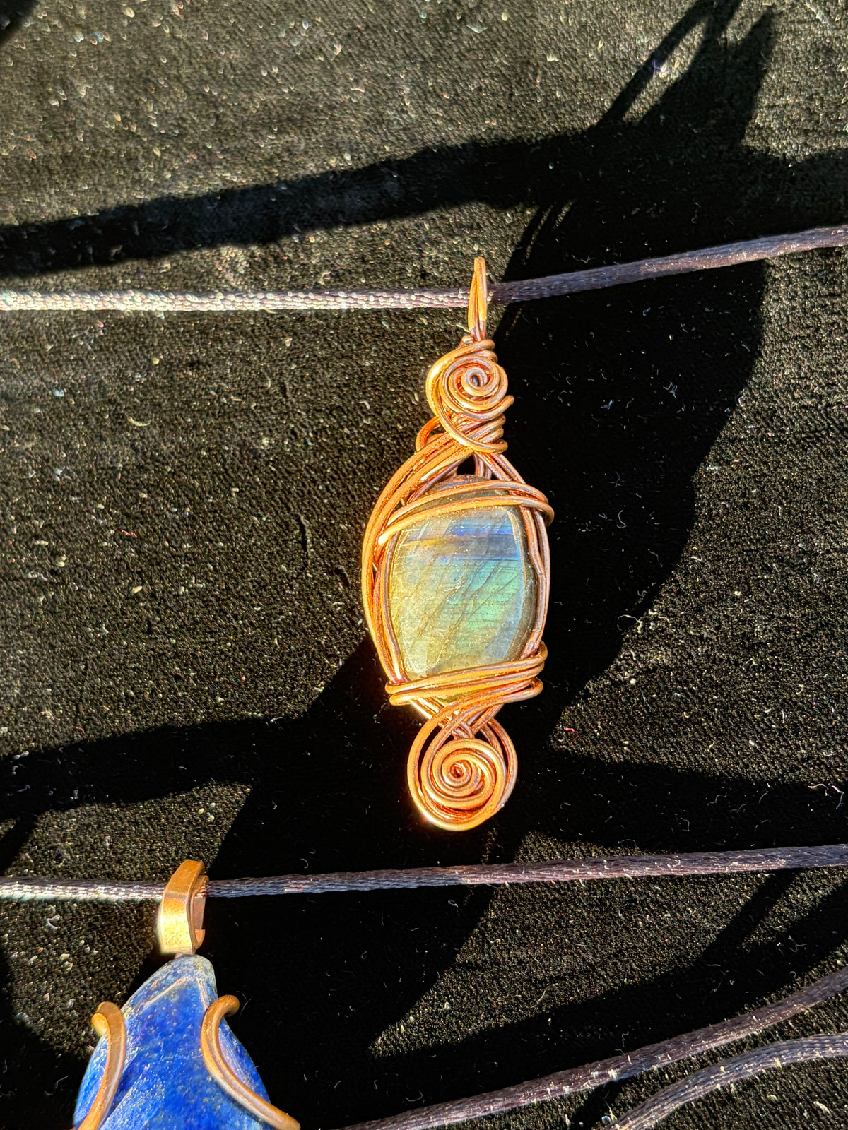 Labradorrights pendant  aurora borealis style 