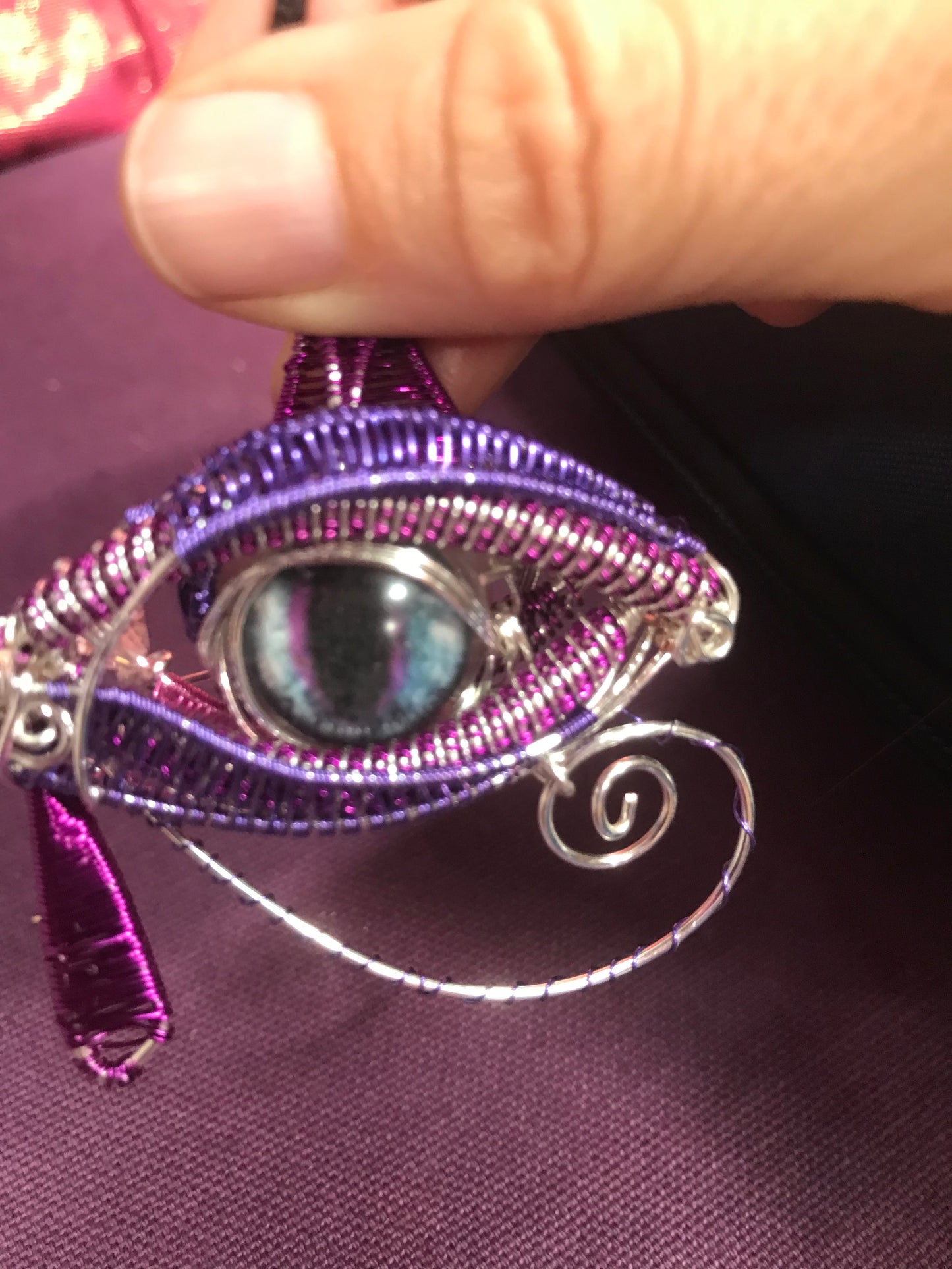 All seeing eye of unconditional Love, completion & new beginnings