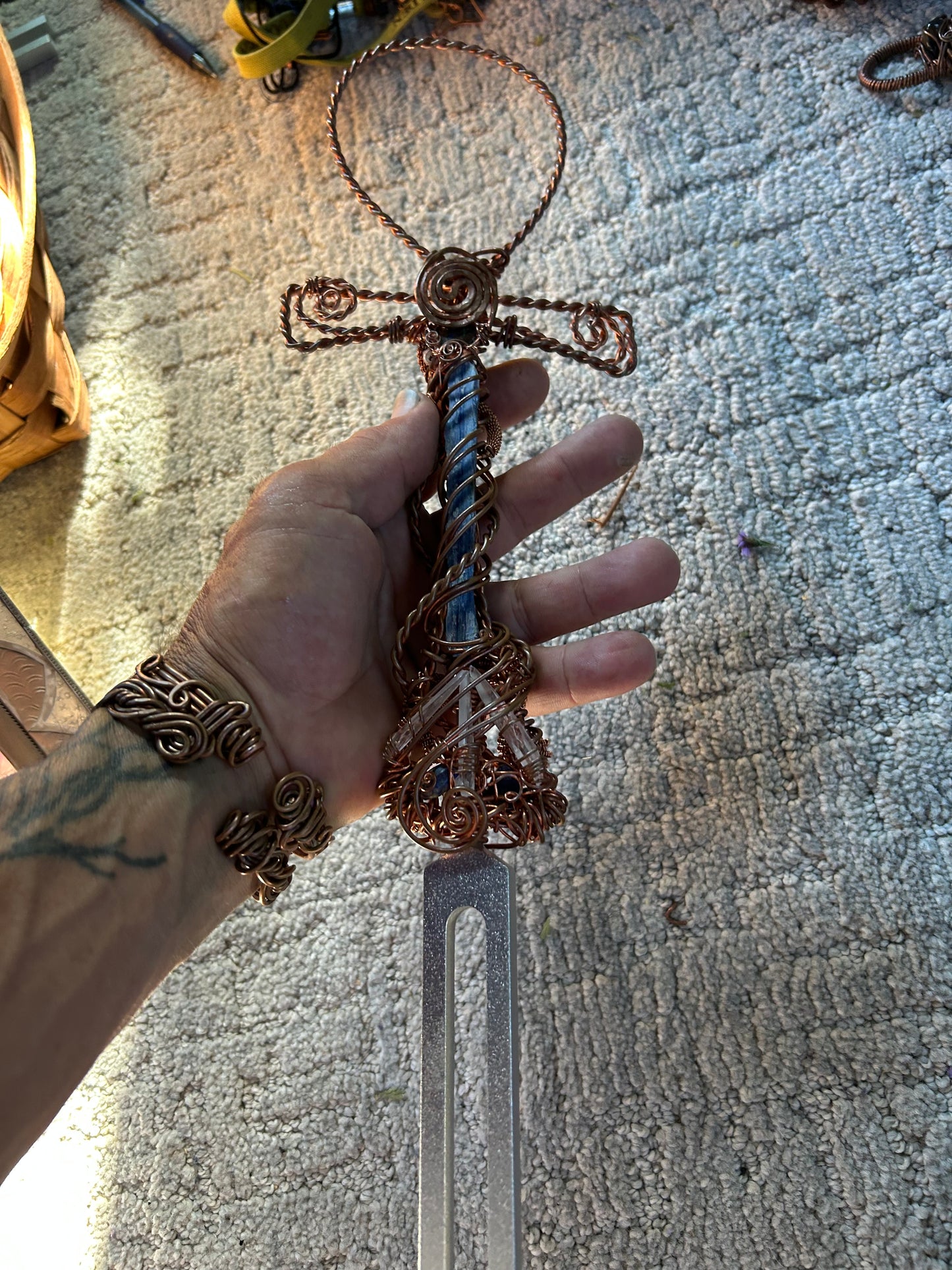 Tuning fork a ANKH healing device