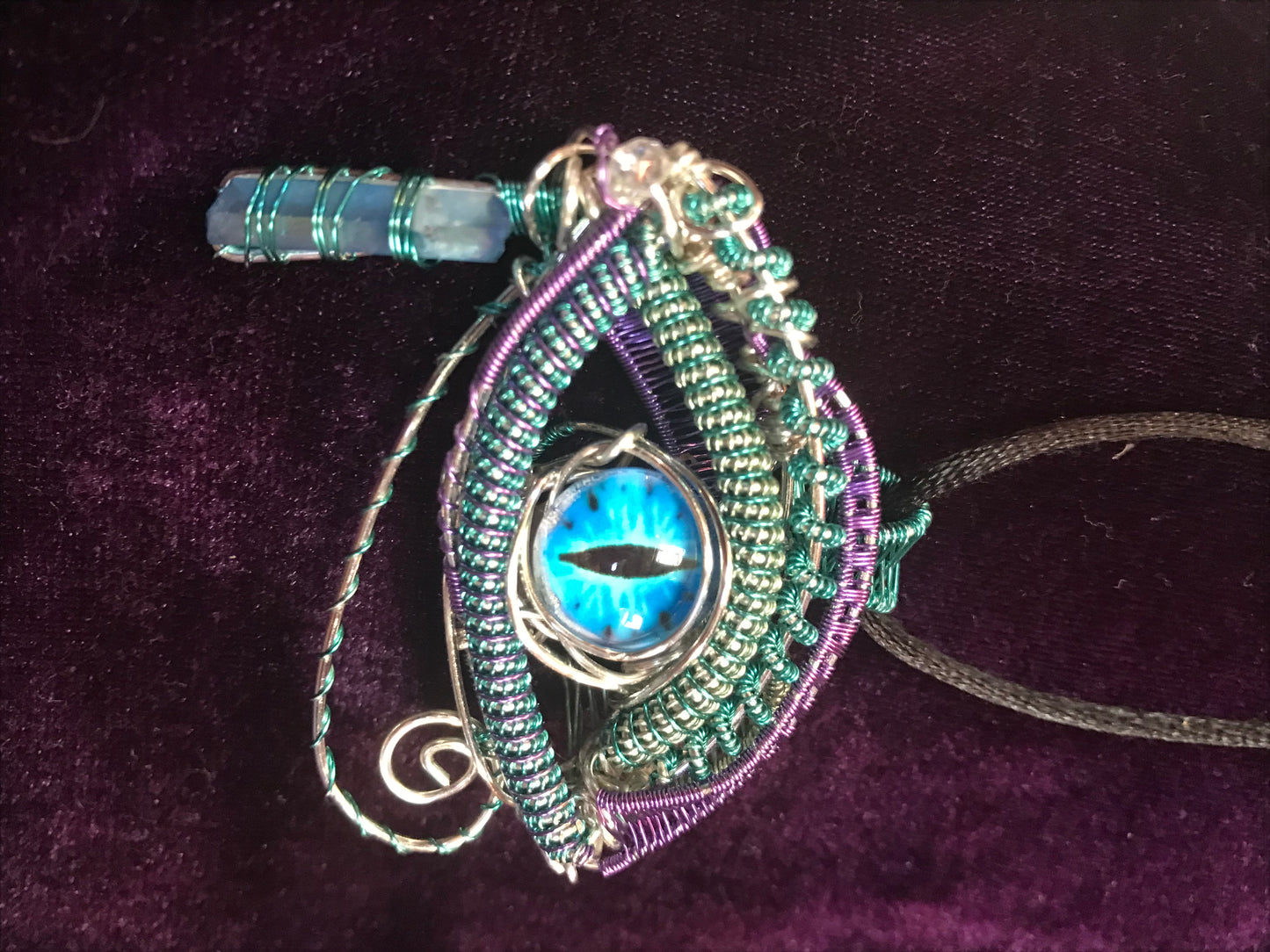 All seeing eye of Clarity & Wisdom