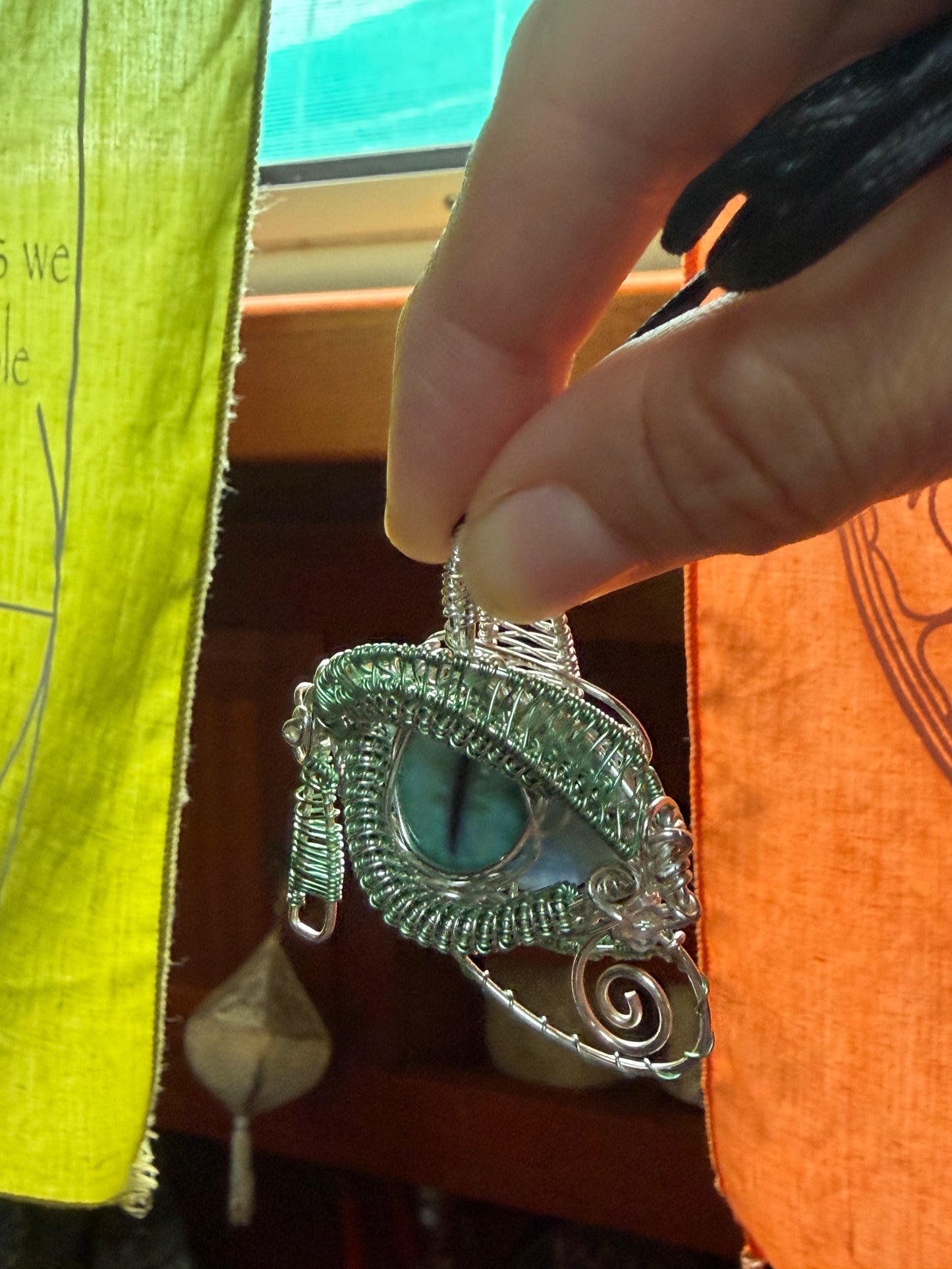 All seeing eye of divine alignment