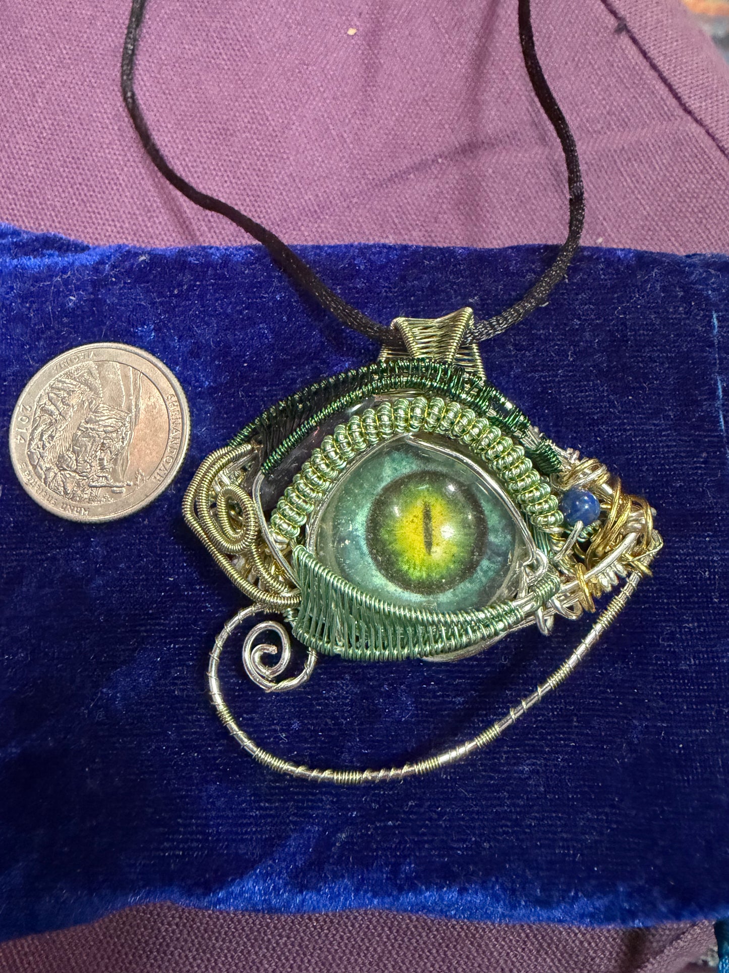 All seeing eye of frog