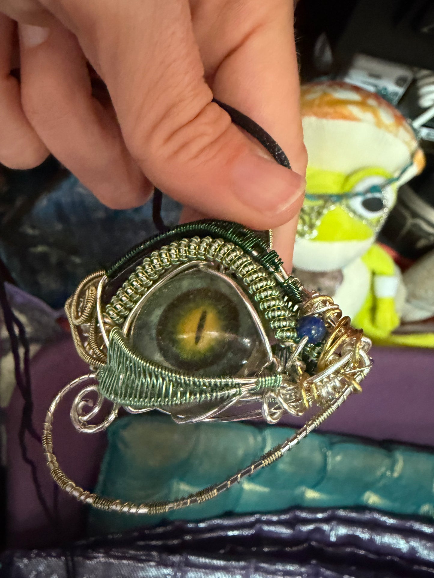 All seeing eye of frog