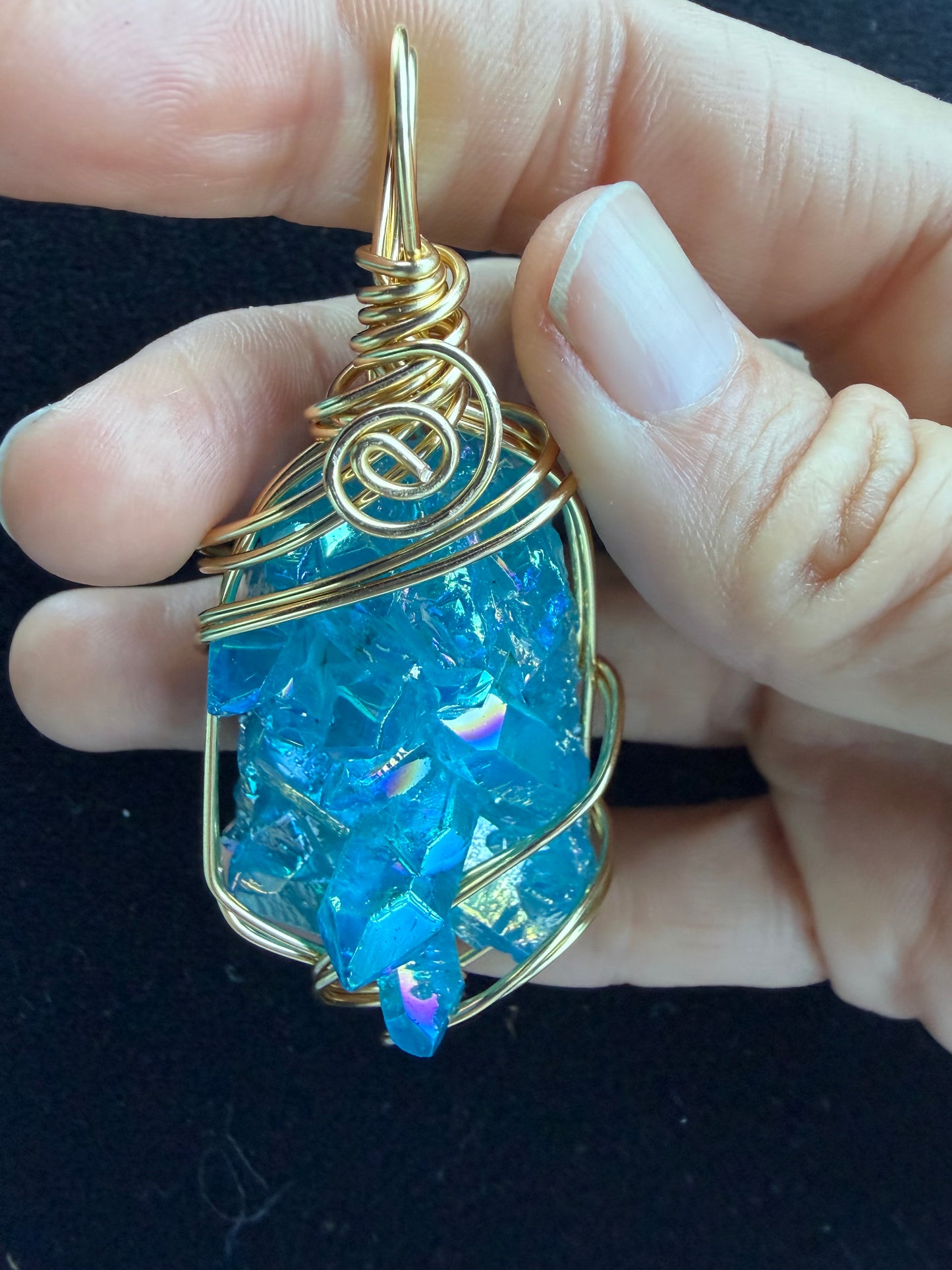 Aqua aura for clarity, calmness and confidence