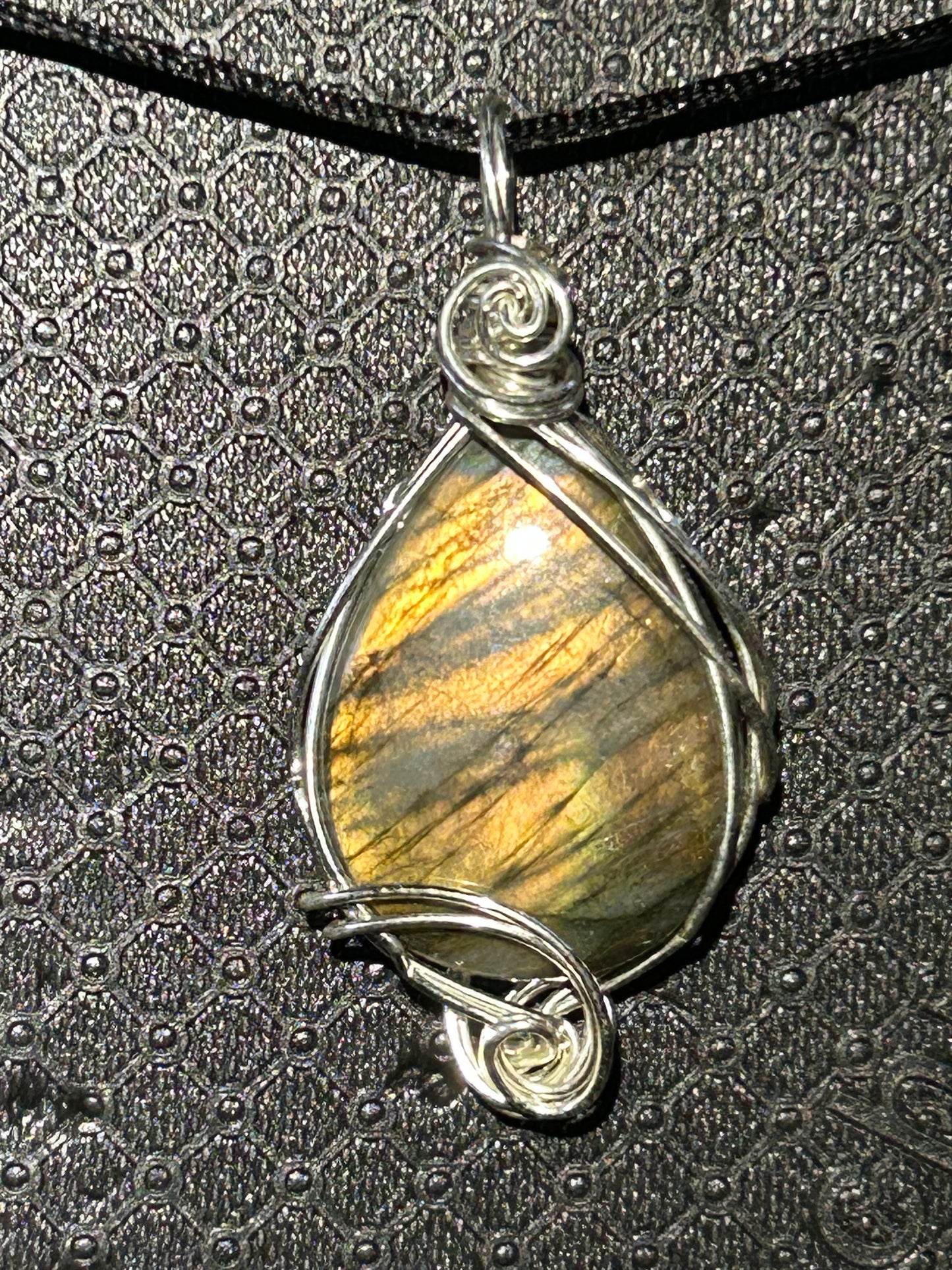Labradorite necklace pendant silver plated