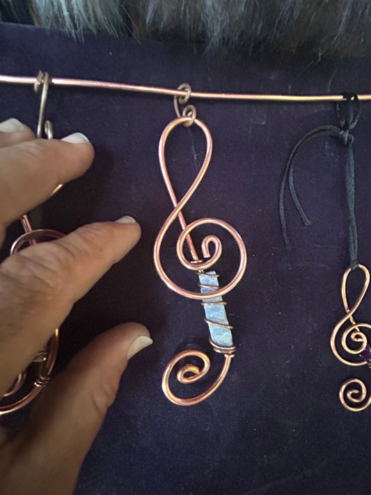 Music note kyanite copper art