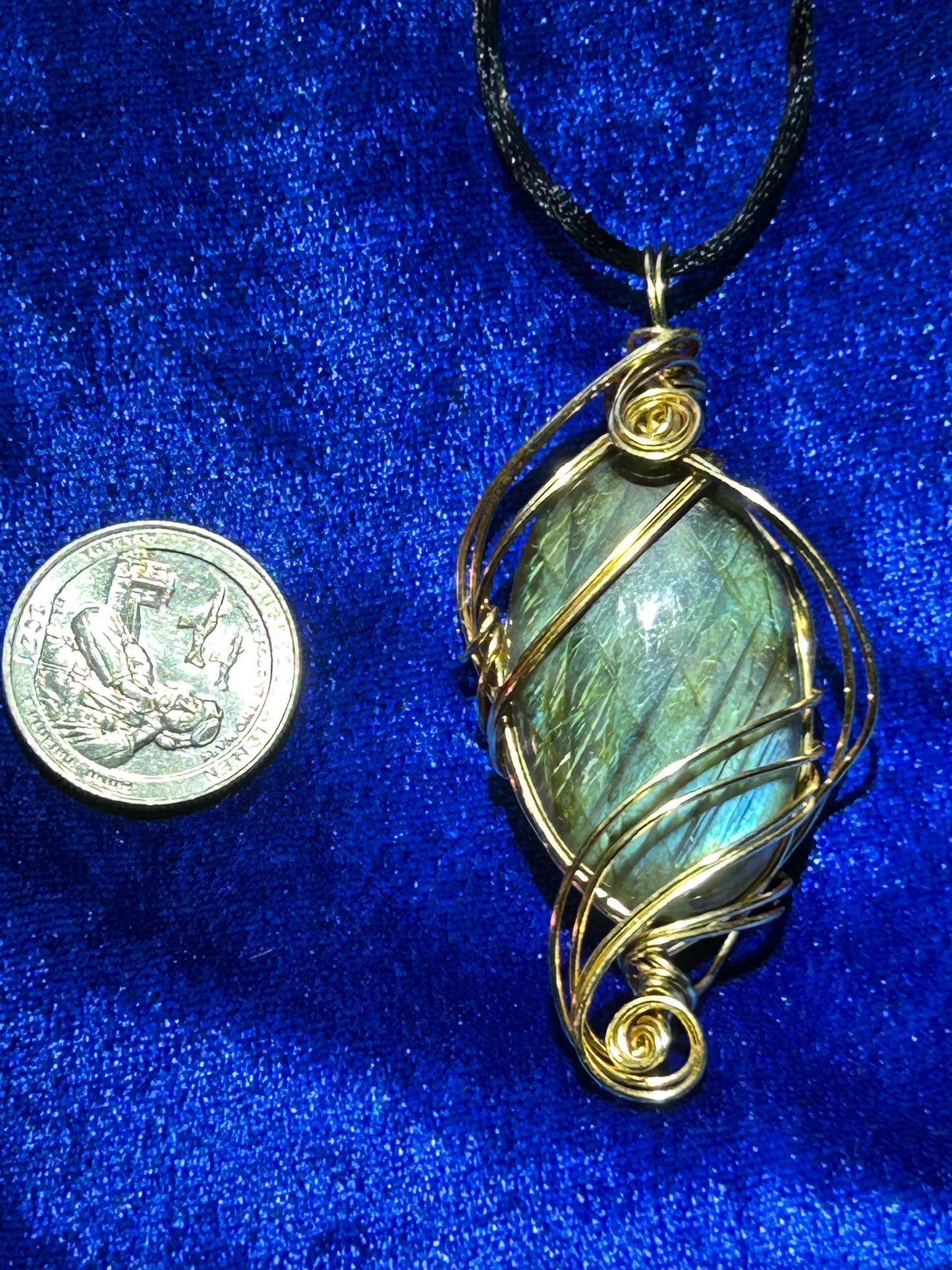 Labradorite pendant