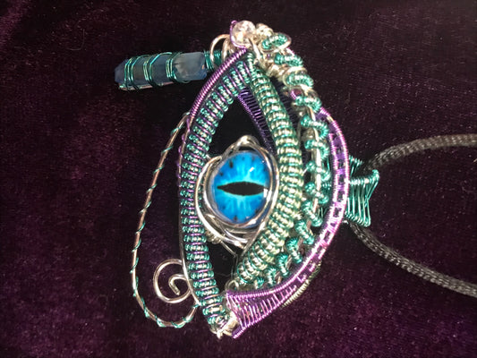 All seeing eye of Clarity & Wisdom