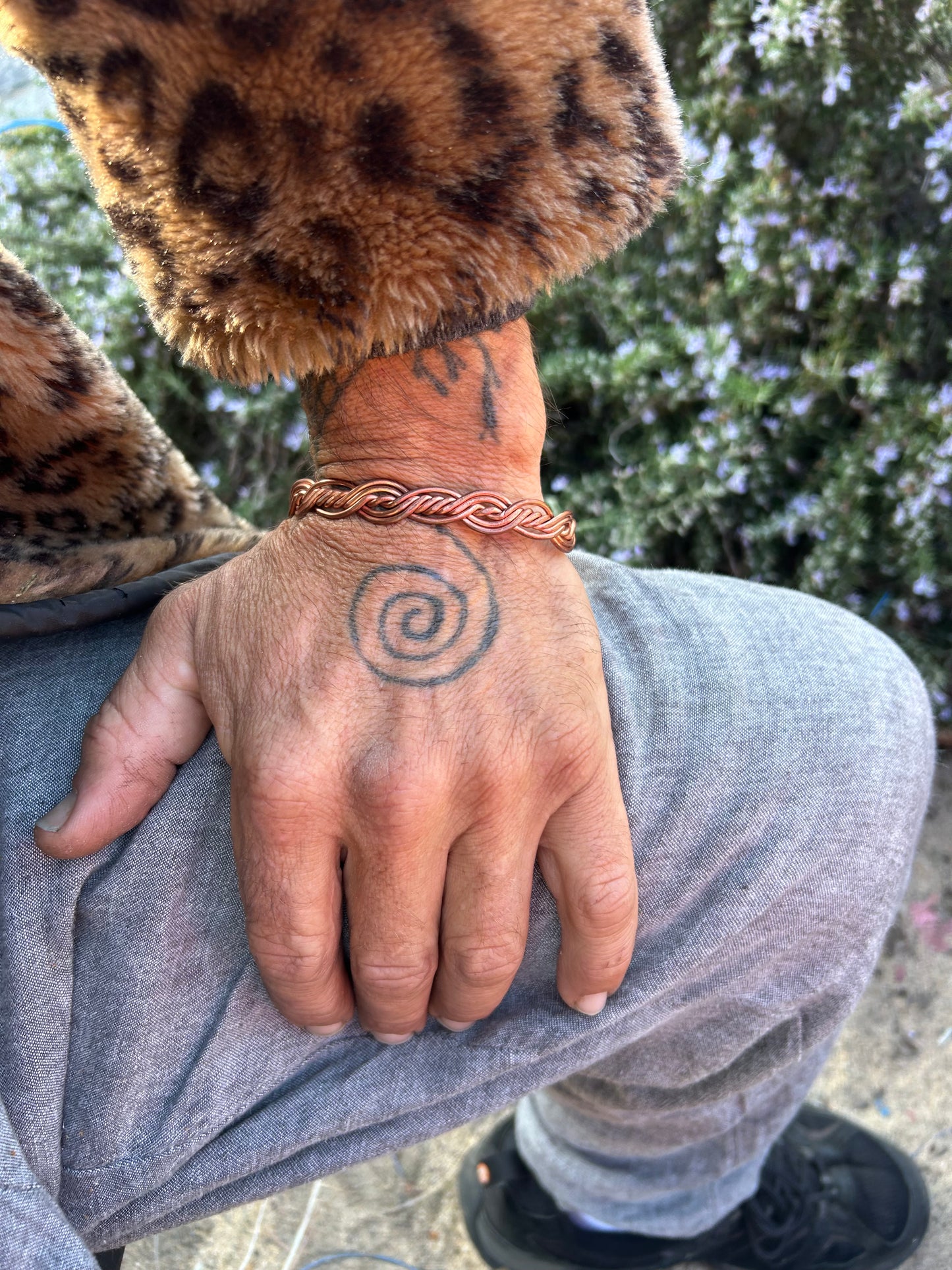 Copper woven healing assist bracelets for anyone experiencing hand, wrist or elbow pain ￼