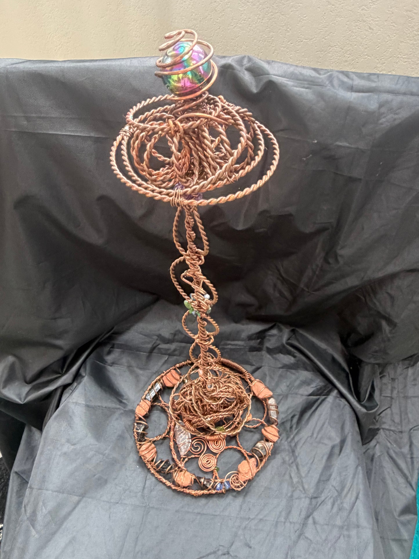 Harmonic Field Collection: The Resonant Antenna