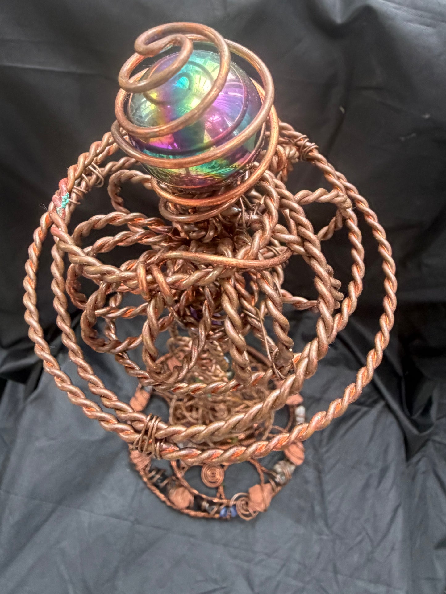 Harmonic Field Collection: The Resonant Antenna