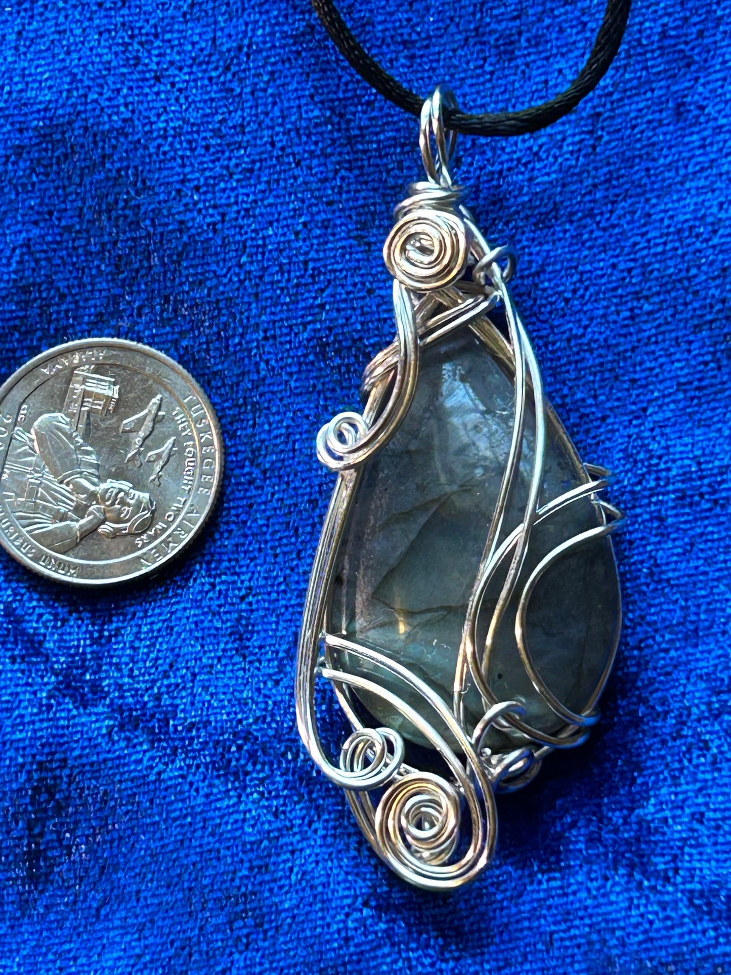 Labradorite pendant