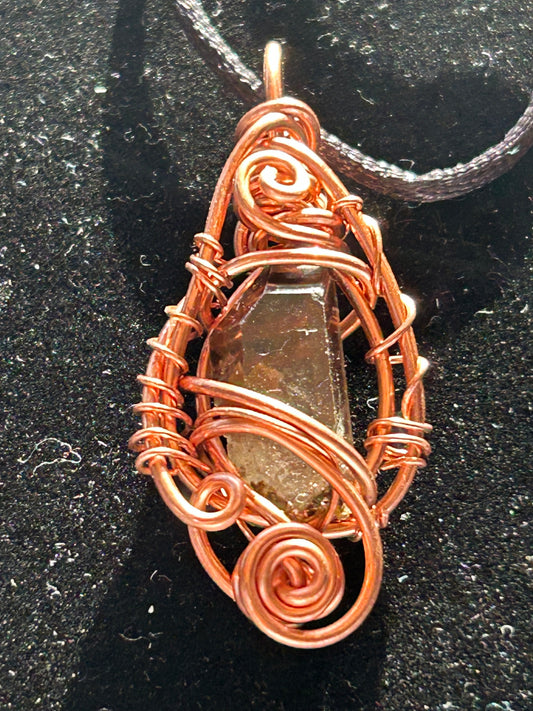 Quarts crystal copper Pendant for manifesting