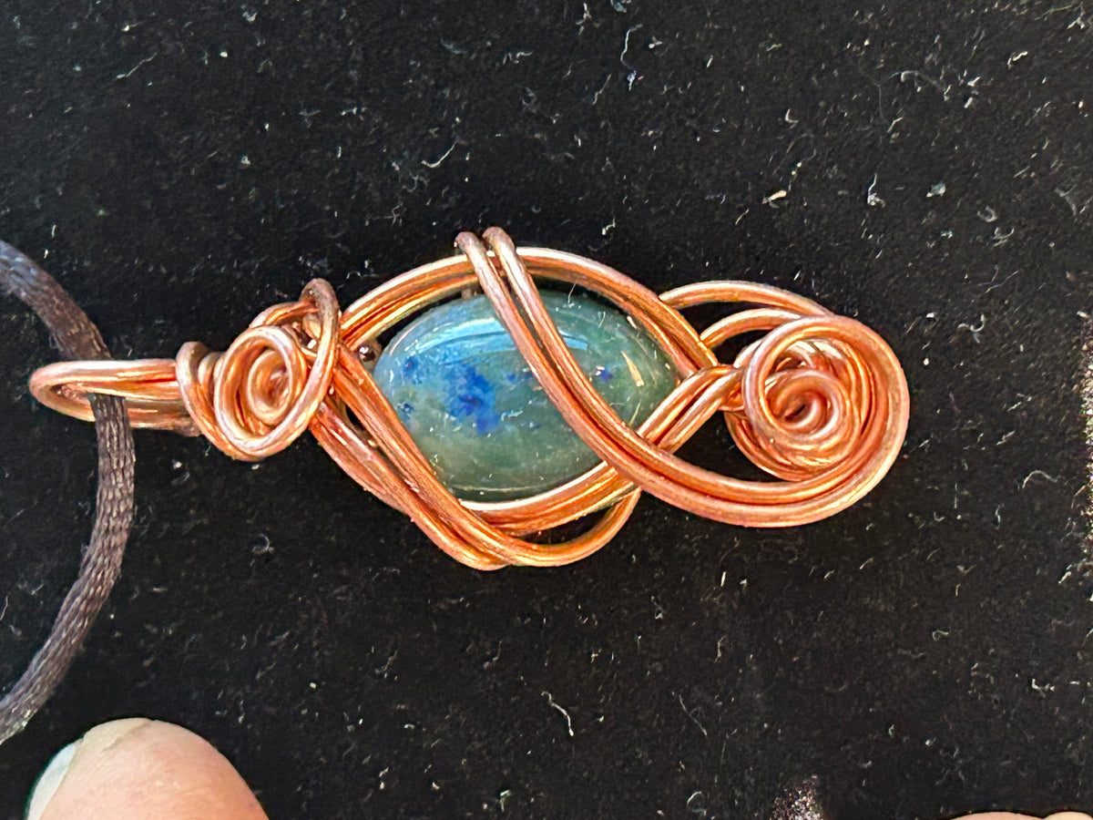 Copper agate pendant