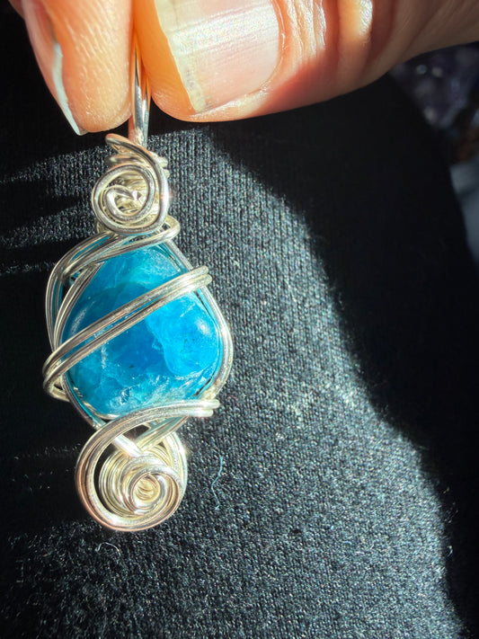 Ocean blue clarity pendant