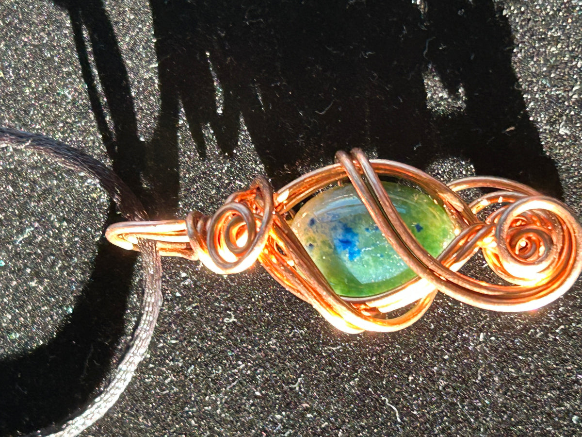 Copper agate pendant
